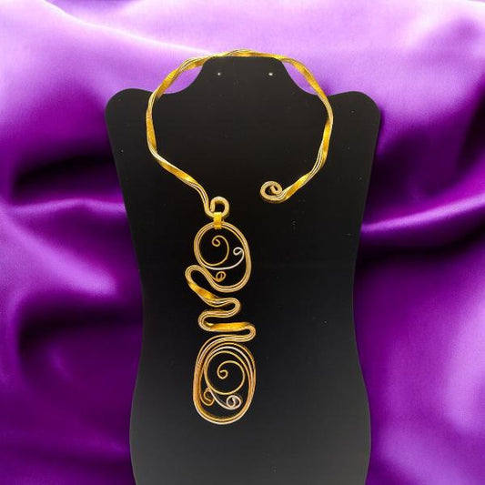 Gold Wire Art Statement Necklace – Handcrafted Wearable Art